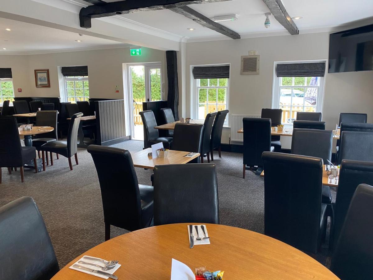 The New Wheel Inn Lymington Eksteriør bilde