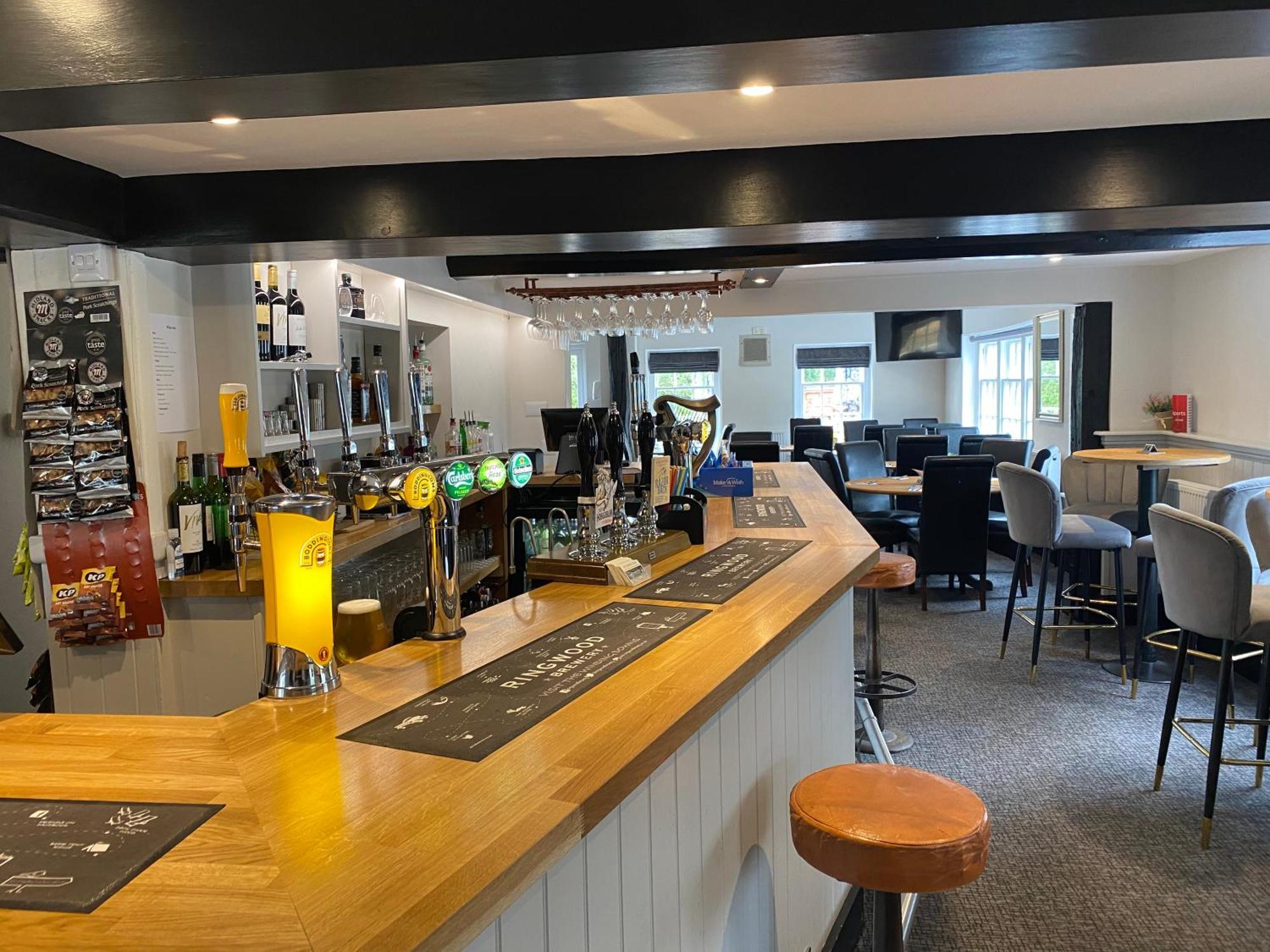 The New Wheel Inn Lymington Eksteriør bilde