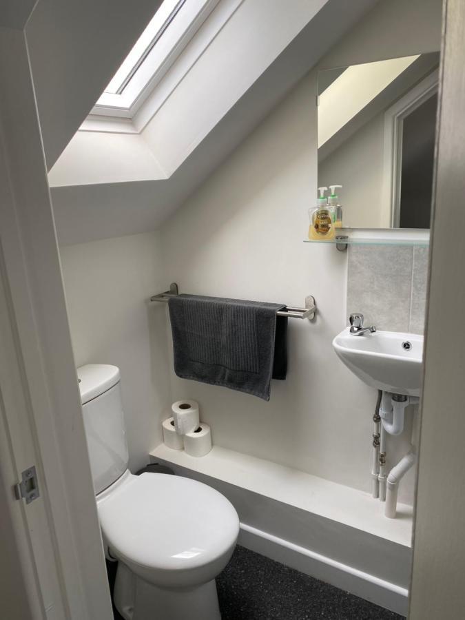 The New Wheel Inn Lymington Eksteriør bilde